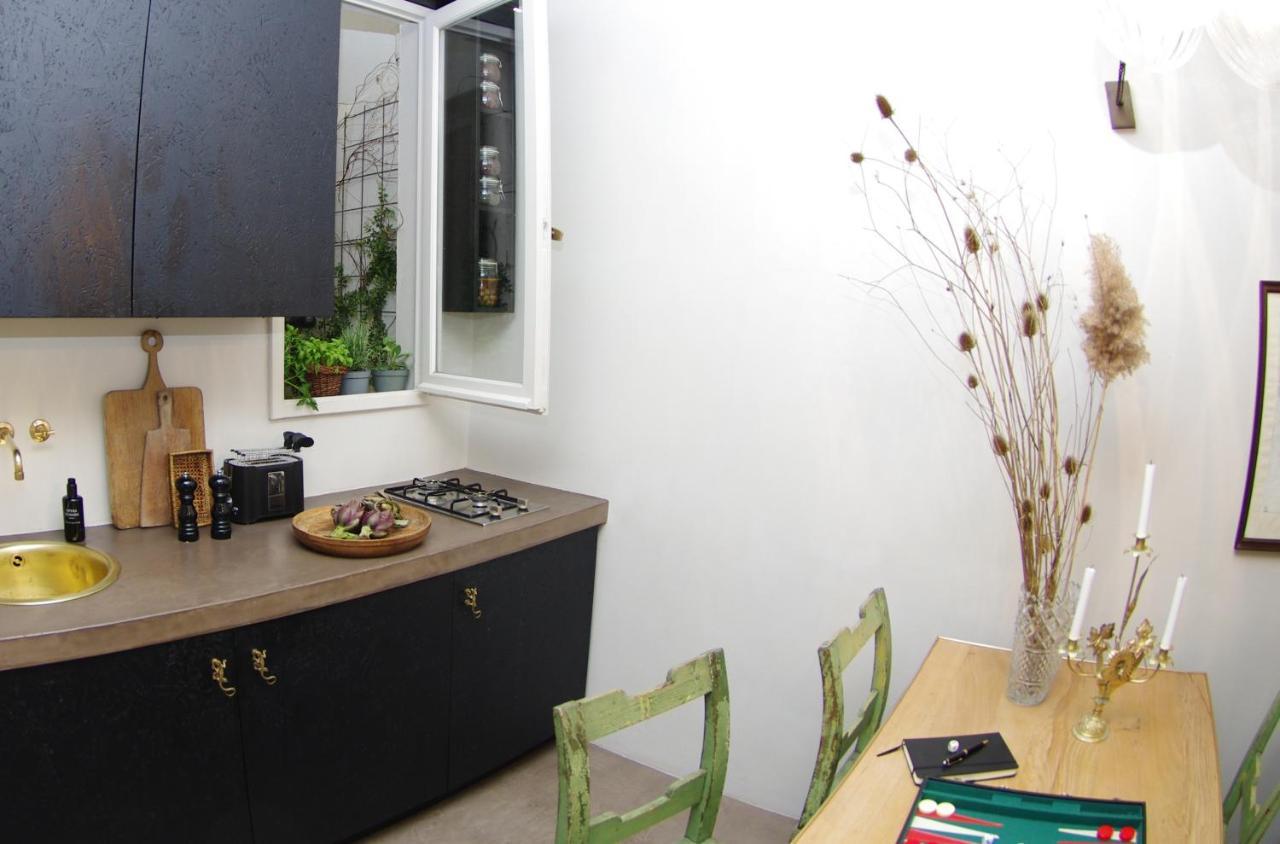 Appartamento Centro Città quartiere Oltrarno con una camera da letto Florença Exterior foto