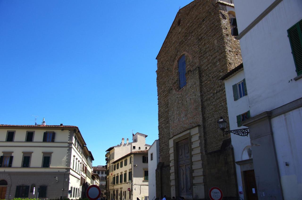 Appartamento Centro Città quartiere Oltrarno con una camera da letto Florença Exterior foto